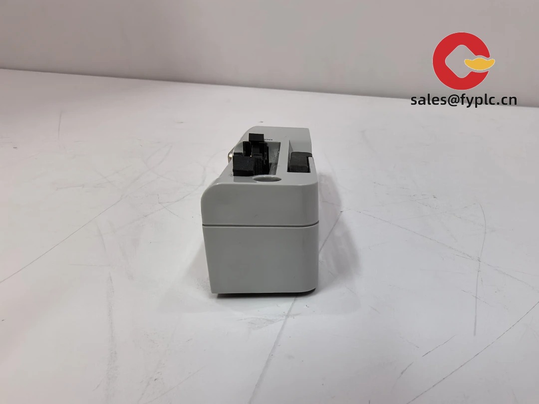 ABB_CHBX01R_2VAA008575R1_1