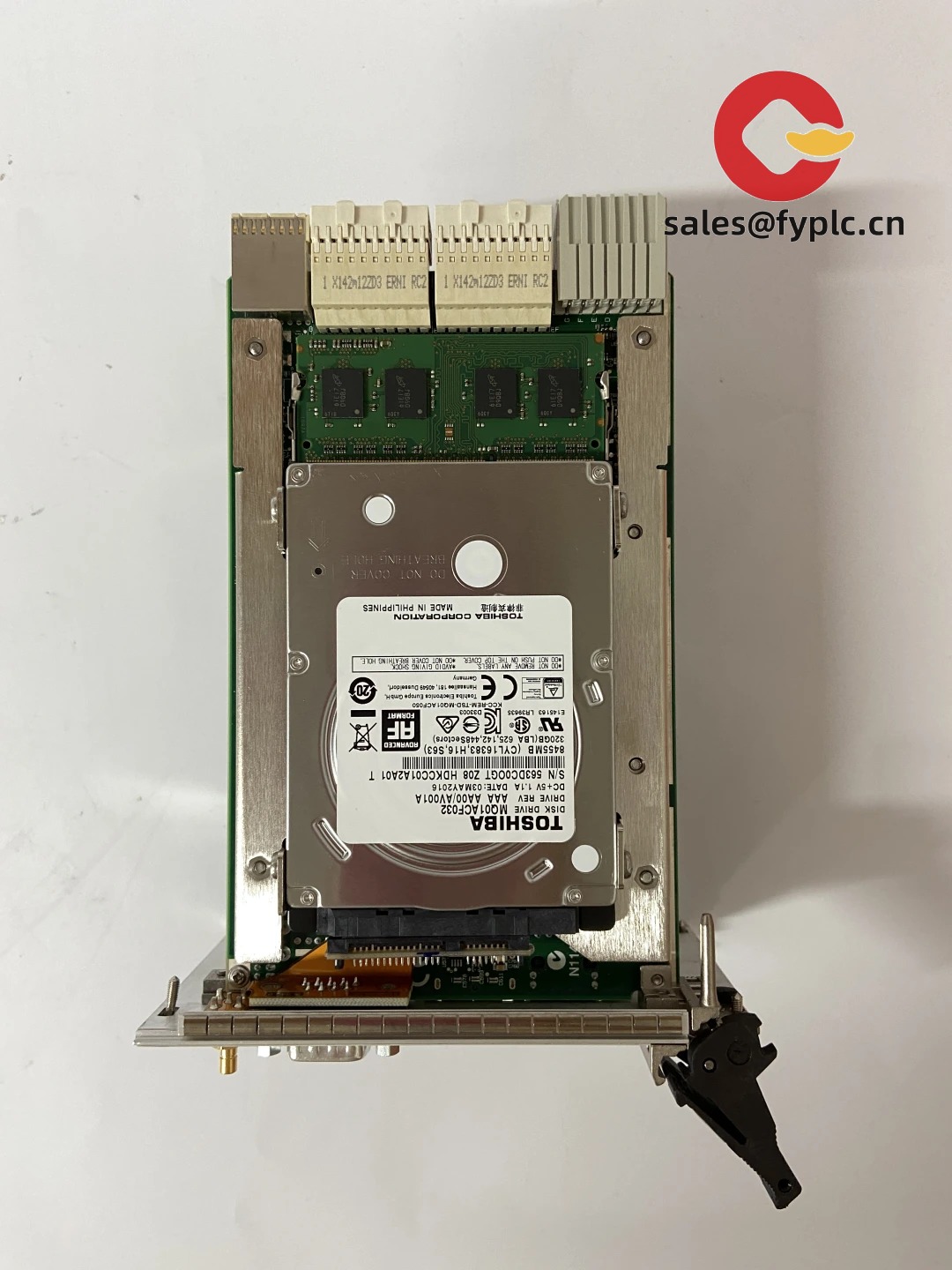 NI PXIE-8840QC front panel showing industrial connectors